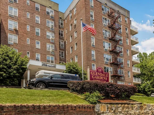 125 Bronx River Road #2A, Yonkers, NY 10704