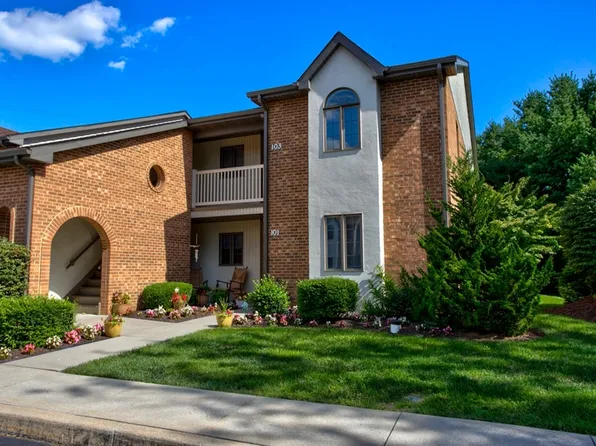 103 Black Oak Dr #1, Lancaster, PA 17602