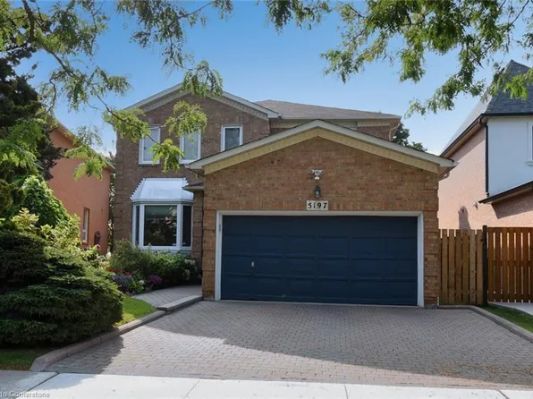 5197 Champlain Trl, Mississauga, ON L5R 3B1