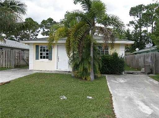 4th image of 4135 Ponza Pl