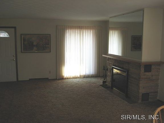 4th image of 7567 Lake Heights Dr