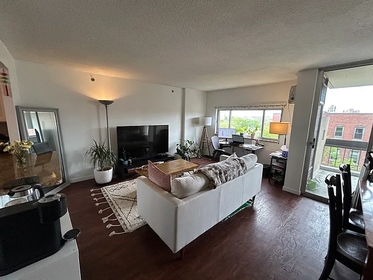 872 Massachusetts Ave #705 — Photo 4
