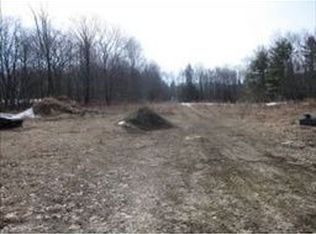 52 Beard Rd, New Boston, NH 03070