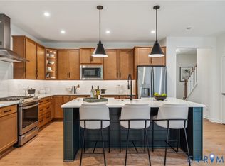 18752 Palisades Cove Trl, Moseley, VA 23120