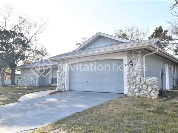 8701 Lincolnshire Dr