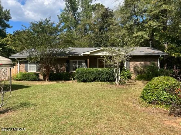 102 Lakeland Ave SE, Milledgeville, GA 31061