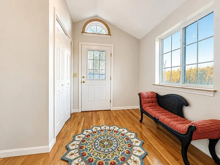 129 Lawrence Rd — Photo 34