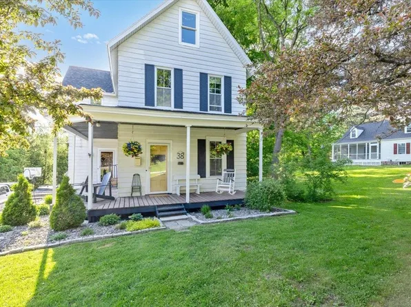 38 Smith Street, St. Albans City, VT 05478