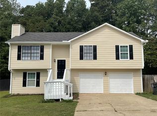 5721 Glenn Hollow Ct, Norcross, GA 30071