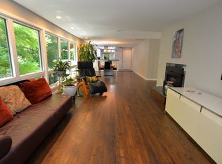 455 Joan Dr, Fairfield, CT 06824