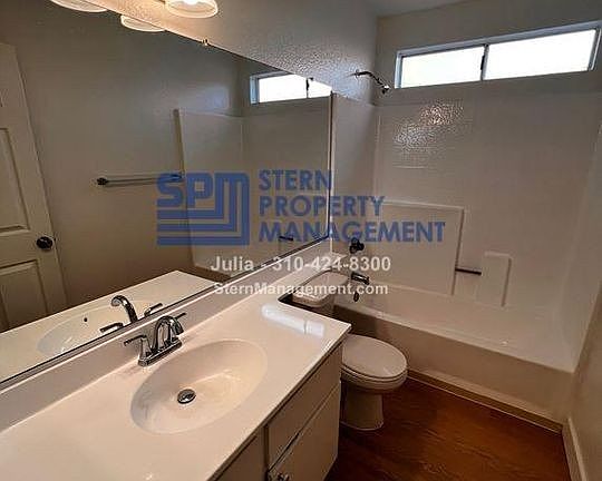 2nd image of 3101 Bagley Ave APT 7