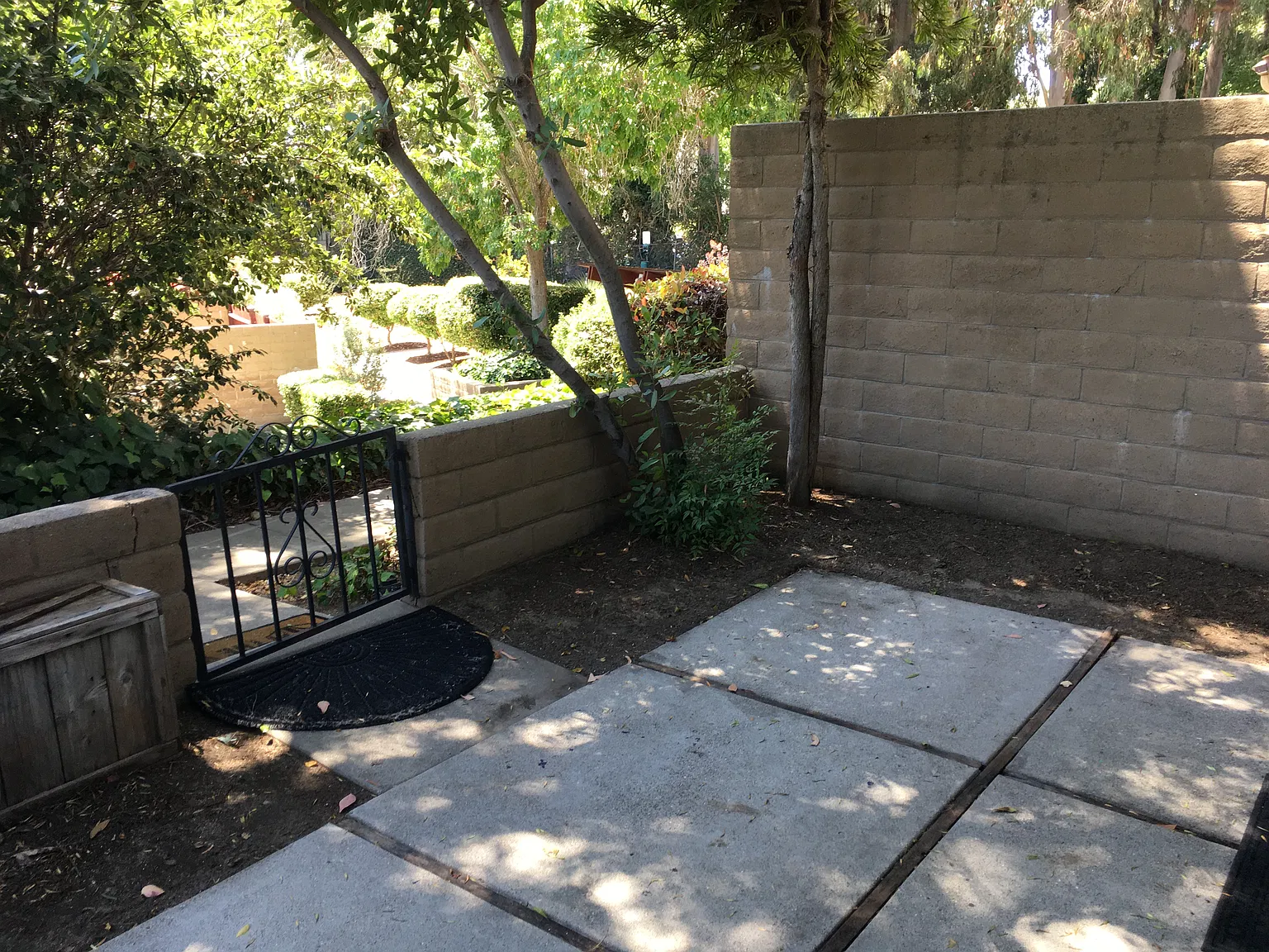 2 bed, 1.5 bath, 1208 sqft, $2,900 — Photo 3