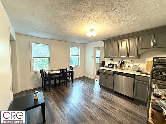 3rd image of 72 School St #2A