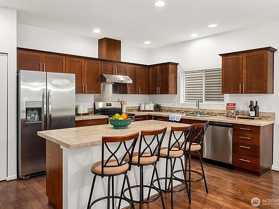 2nd image of 1752 42nd Street NE