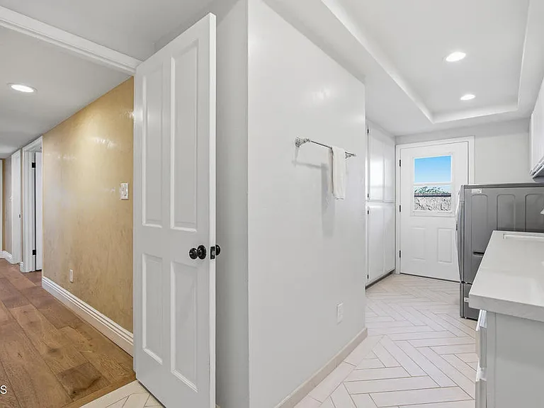 290 Saint Katherine La Canada — Photo 20