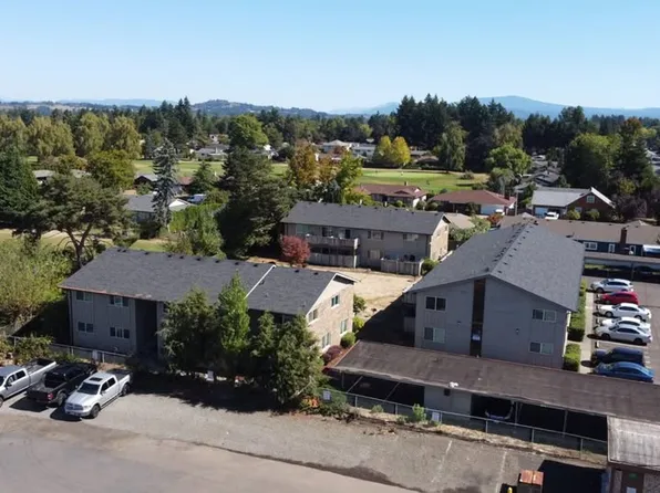 ES2275 -Eagle Rock Apartments, 2275 NE Division St APT 11, Gresham, OR 97030