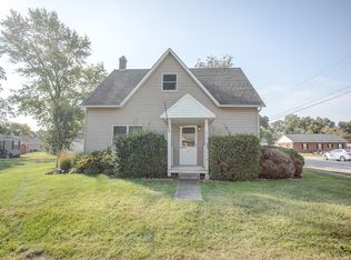 1 E Cedar St, New Baden, IL 62265