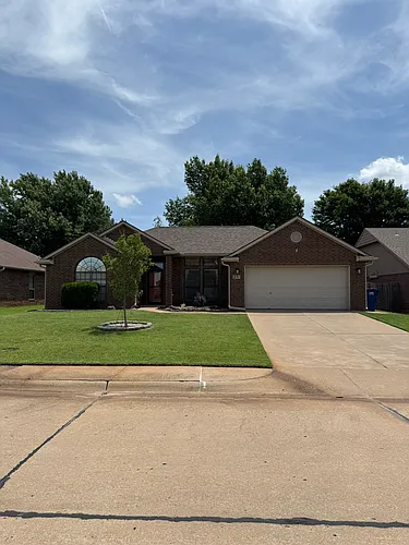 221 S Abbey Ln Photo 1