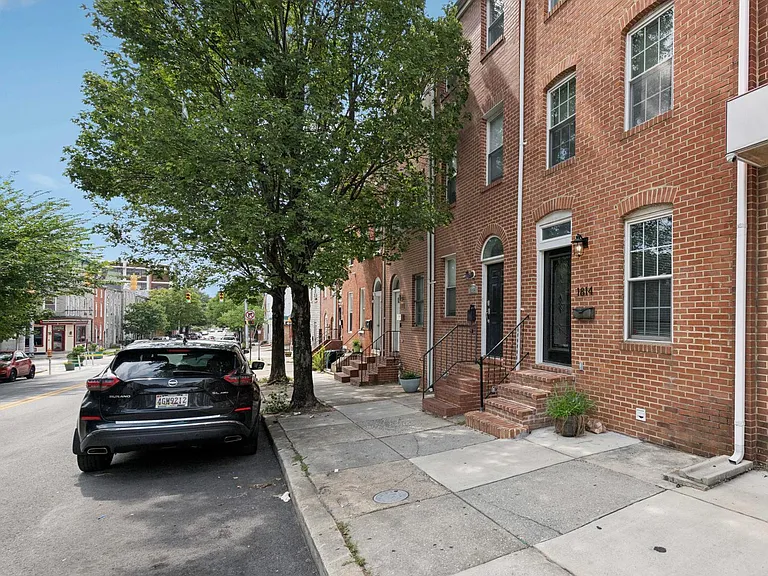 1814 E Pratt St — Photo 35