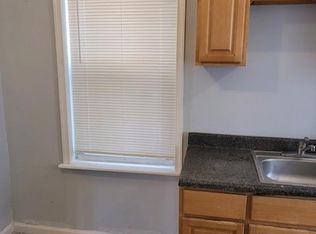 1421 S 52nd St, Philadelphia, PA 19143