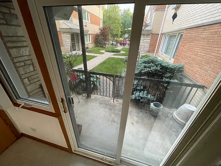 5448 W Higgins Ave #3 — Photo 7