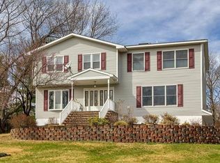 10 Deer Path Way, Monroe, NY 10950