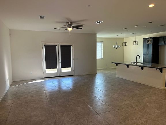 3rd image of 3204 N Pratos Ct