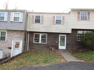 109 Old Meadow Rd, Canonsburg, PA 15317