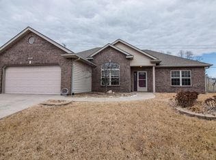 1803 Mary Ellen Dr, Columbia, MO 65202