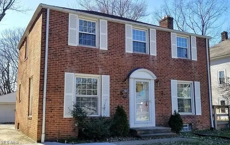 1564 Sheffield Rd photo 1