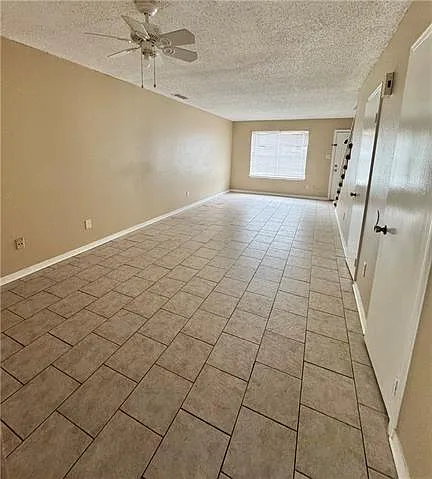 904 Jeffrey Ct #B — Photo 4