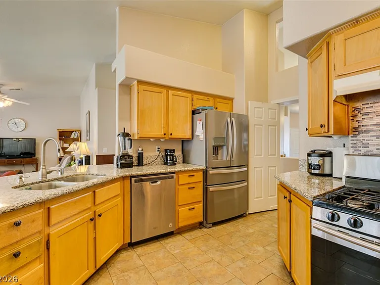 6405 Steamship Ct — Photo 30