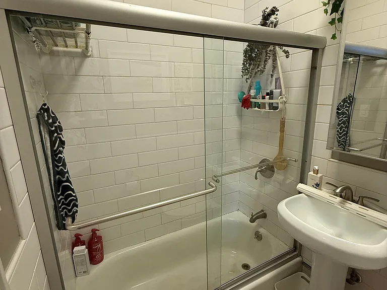 647 Garden St #1W — Photo 13