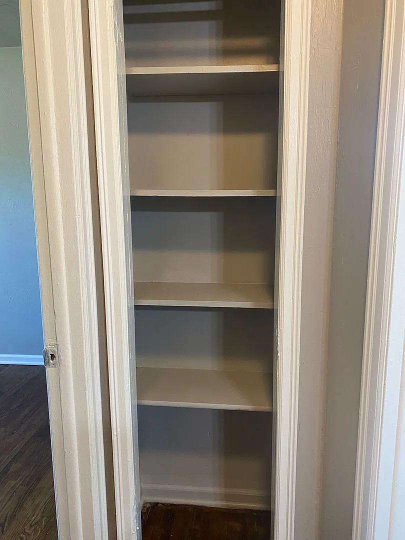 4 bed, 1200 sqft, $1,305 — Photo 3