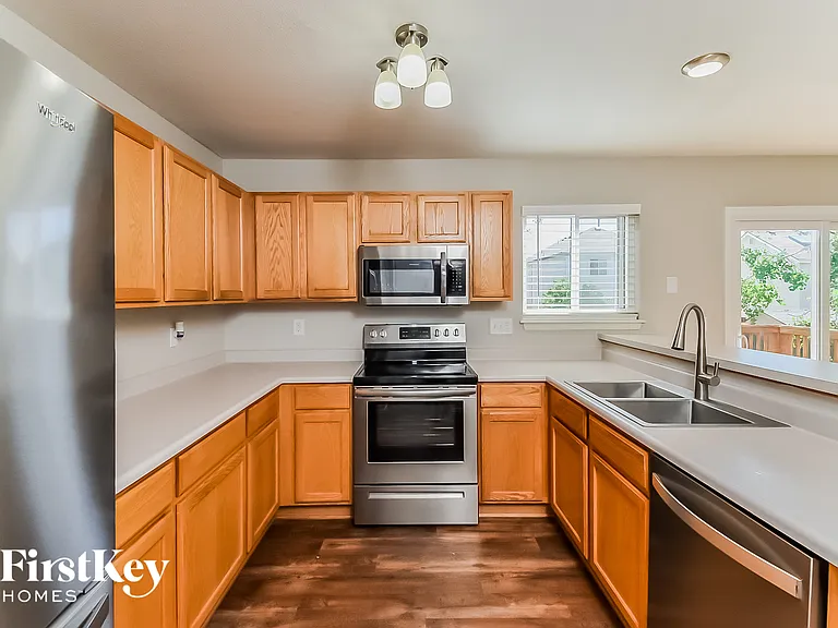 4663 Bittercreek Dr — Photo 6