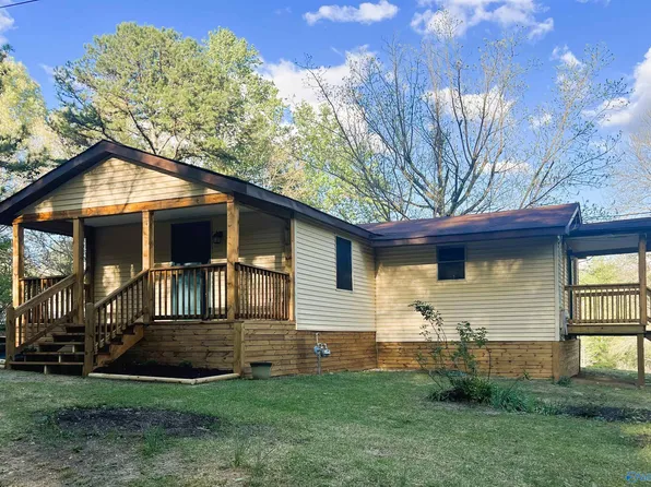 609 Chapman Ave, Glencoe, AL 35905