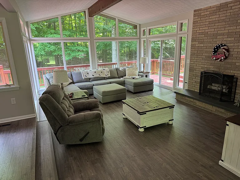 1466 Lake Roger Dr — Photo 6