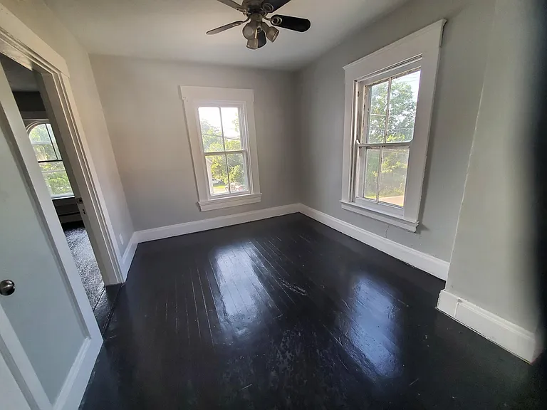 8370 E Main St #2 — Photo 4