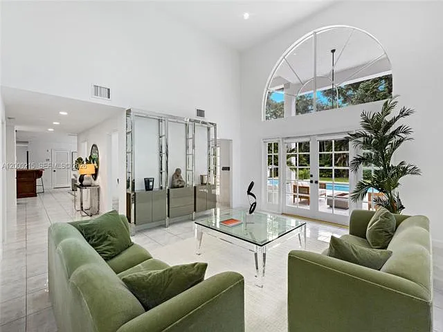 14850 Old Cutler Rd — Photo 18