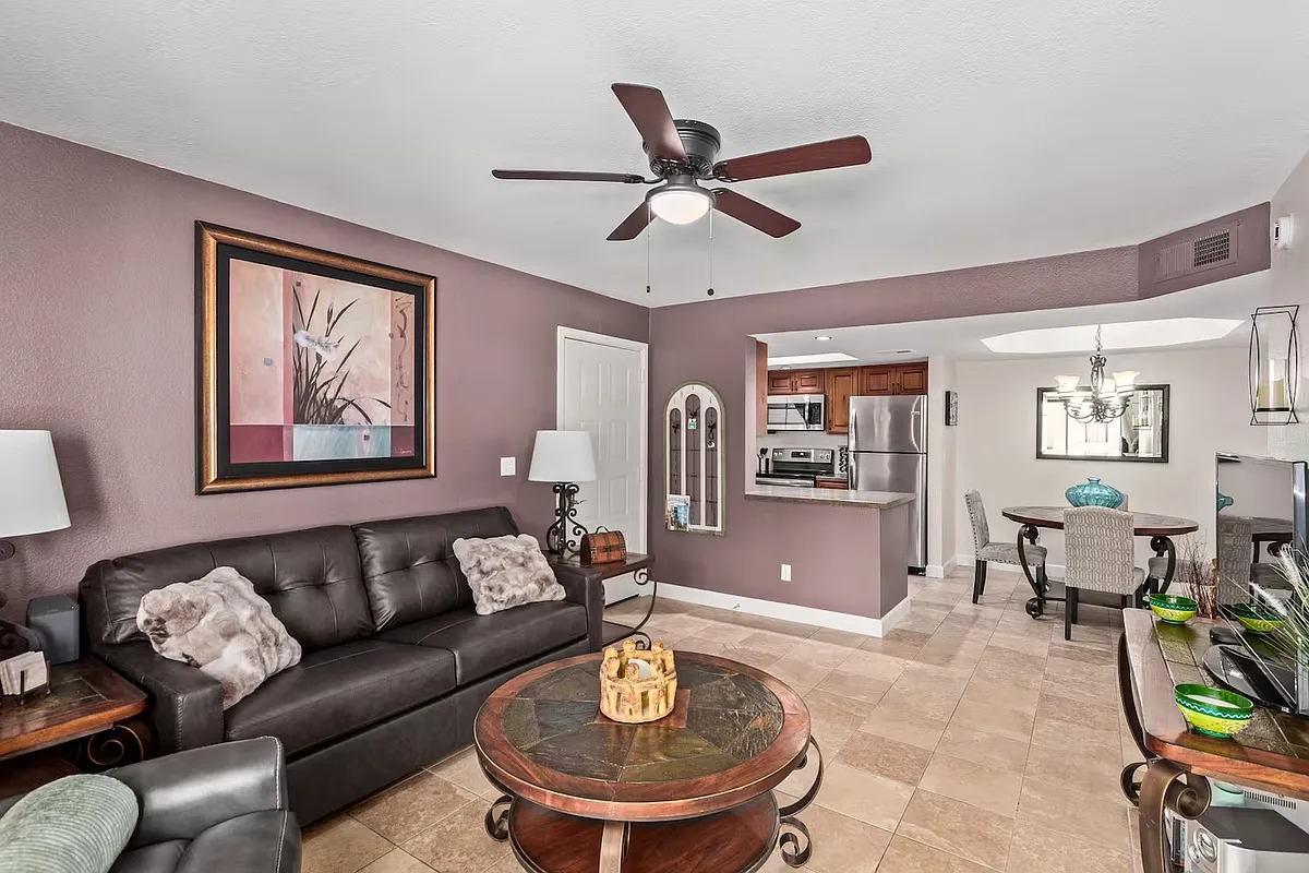Building Photo - 4850 E Desert Cove Ave #153