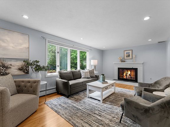 2nd image of 41-A Hunnewell St