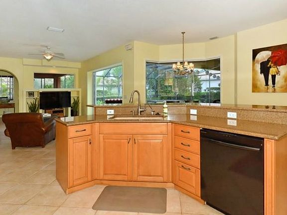 5th image of 8009 Royal Birkdale Cir