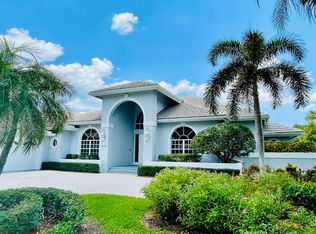 2085 SW Oakhill Way, Palm City, FL 34990