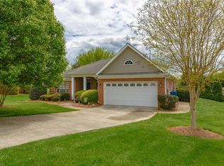 135 W Eden Course Dr, Advance, NC 27006