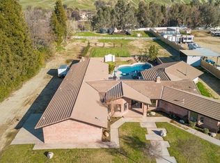 6940 Mandy Ln, Bakersfield, CA 93308