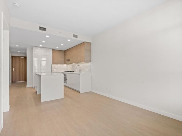 2 bedroom rental in Burnaby — photo 11