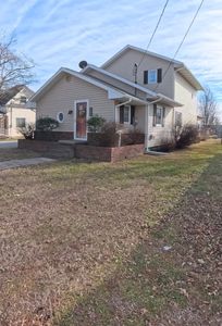 402 E Belleville Ave, Christopher, IL, 62822