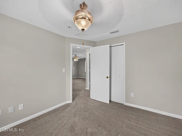 1143 Tumbleweed Dr — Photo 19