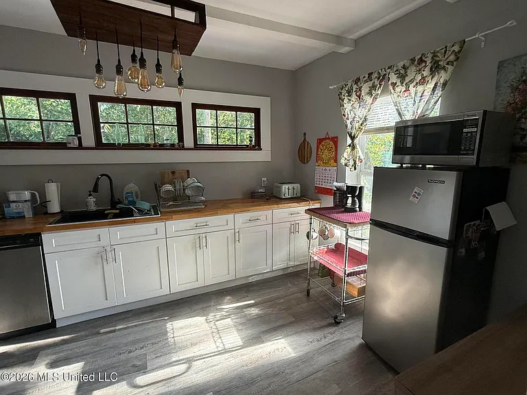 5006 Wood St — Photo 4