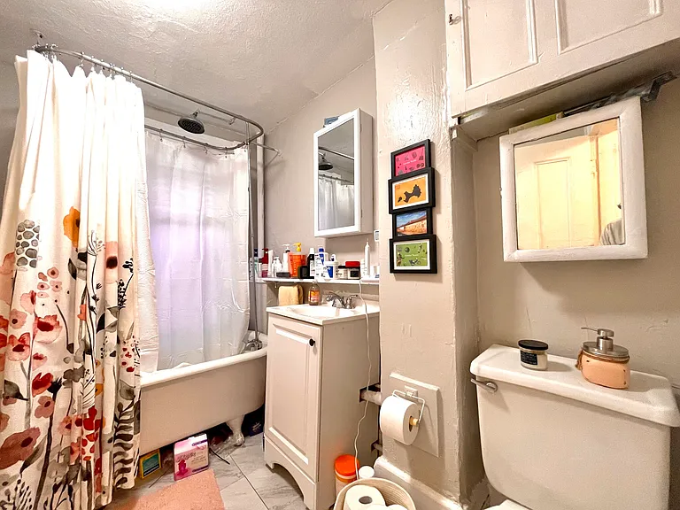 24 Mt. Vernon St apartment — Photo 99